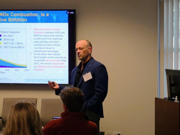 CE-CERT researcher presents OMEGA project findings on freight-related NOx emissions to workshop participants during the OMEGA Dissemination Workshop.
